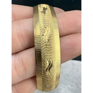 Vintage Monet Etched‎ Bangle Bracelet  Gold Tone 8" Signed